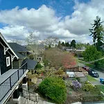Birdhouse On Green Lake